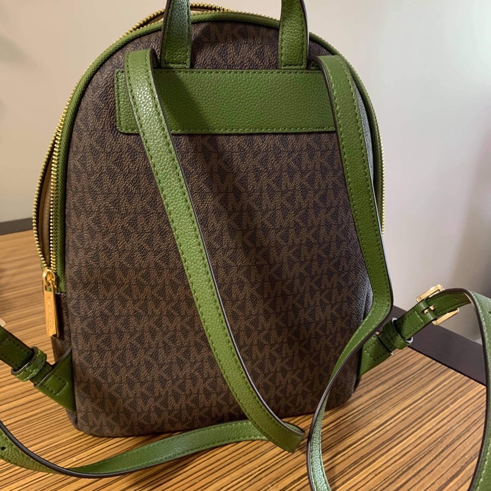 MK medium Erin backpack - Picture 5 of 5